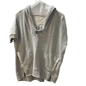 MOVE ALTERNATIVE OPEN BACK SHORT SLEEVE SWEATSHIRT